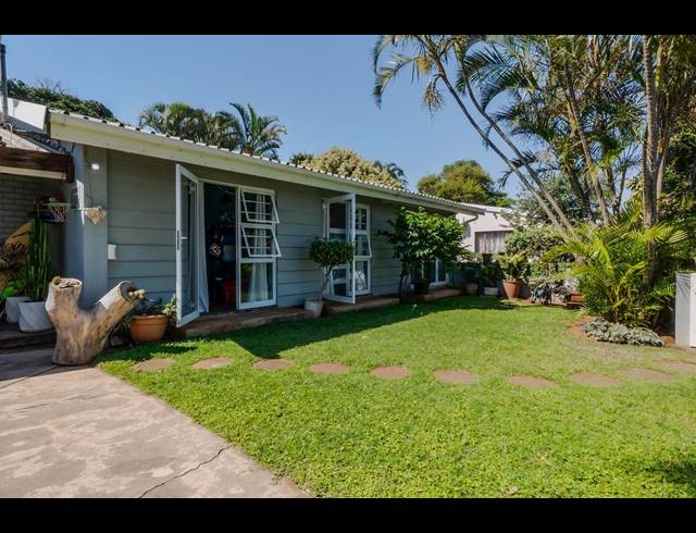 3 BEDROOM SIMPLEX SOLD IN BLUFF